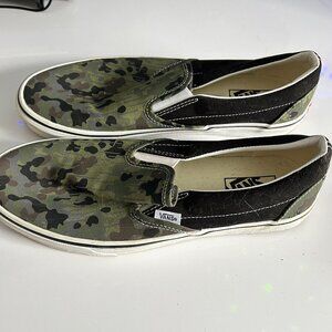 Vans Camo Slip-ons